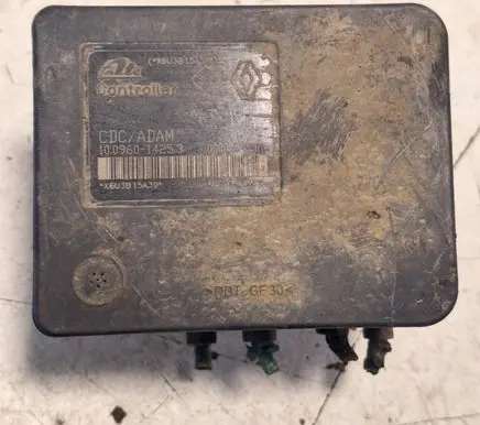 Renault Espace - Grand espace IV ABS Pump 00005847D1 63B15A39 10096014253
