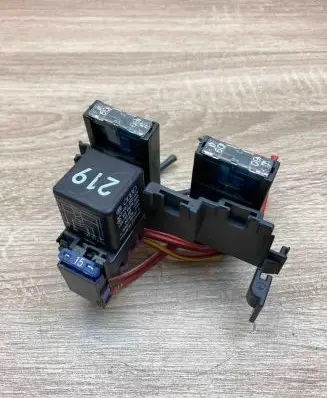 Audi A6 S6 C5 4B Fuse box set 8D0937503D 443951253AA