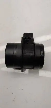 Skoda Octavia Mk2 (1Z) Mass air flow meter 028100246