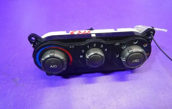 Interior fan control switch