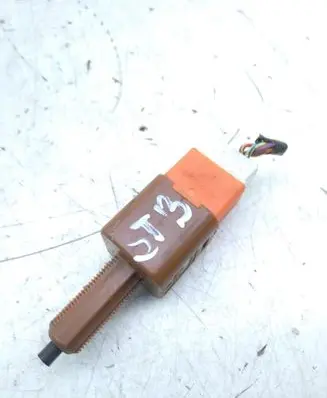Nissan Qashqai+2 Brake pedal sensor switch