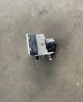 Porsche Cayenne (92A) ABS Pump 7P0907379T