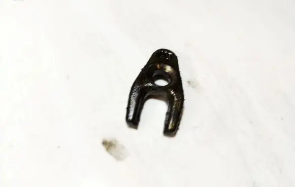 Renault Laguna II Fuel Injector clamp holder