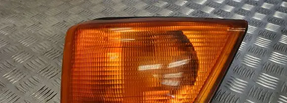 Iveco Daily 30.8 - 9 Front indicator light 1315106148