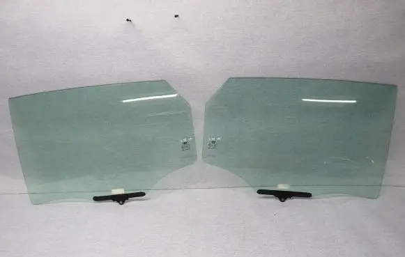 Hyundai ix35 Rear door window glass