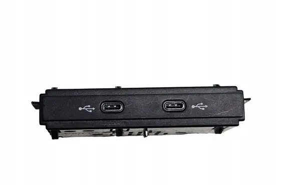 Volkswagen Golf VIII USB socket connector 5NA035736