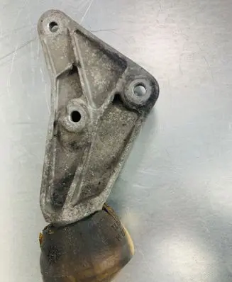 Audi A6 S6 C6 4F Engine mounting bracket 4F0199343K
