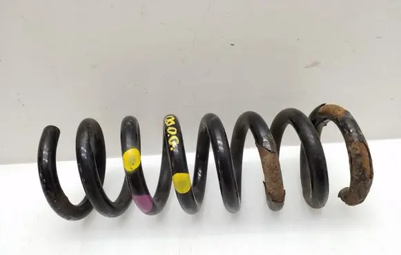 Mercedes-Benz C W204 Rear coil spring