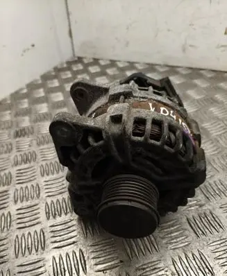 Nissan Qashqai Generator/alternator 231004EA0A0