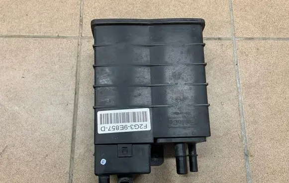Ford Edge II Active carbon filter fuel vapour canister F2G39E857D F2G39E857DC F2G39E857