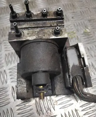 Mazda 626 ABS Pump D211701002982
