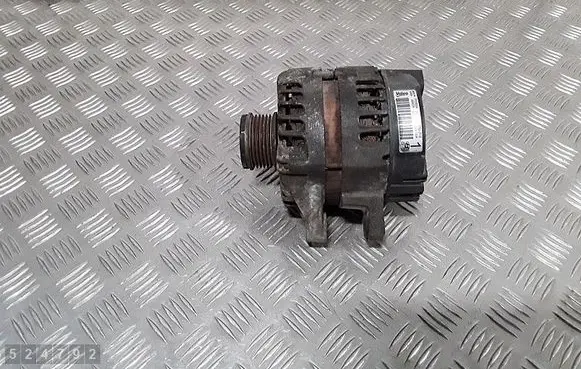 Hyundai ix35 Generator/alternator 373002F100