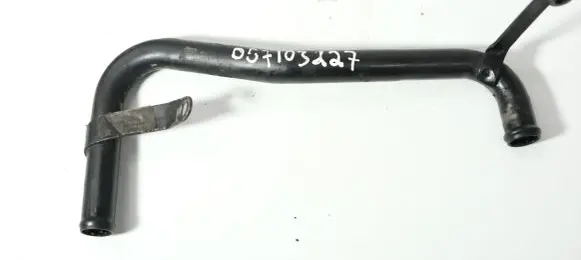 Audi A8 S8 D3 4E Fuel line/pipe/hose 057103227