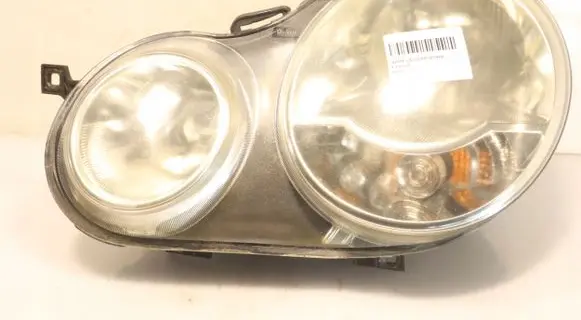Volkswagen Polo Headlight/headlamp