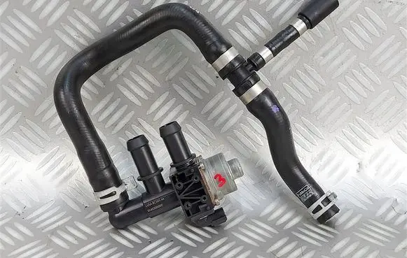 Ford Kuga III Valve LU5A8C505AA