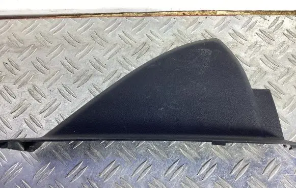 Dashboard side end trim