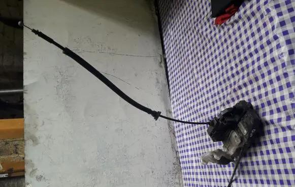 KIA Ceed Rear door lock