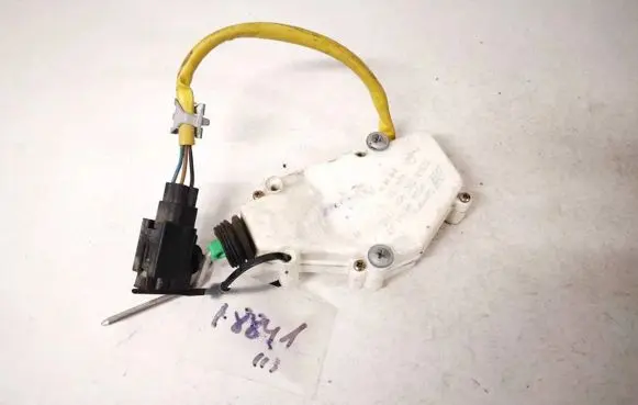 Seat Alhambra (Mk1) Central locking motor 7m0959775c 95vw9b241ab