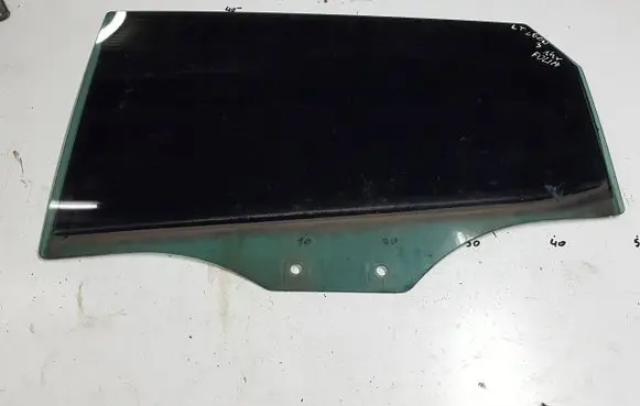 Seat Leon (5F) Sliding door window/glass 