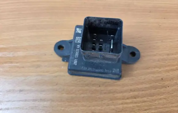 Ford Focus Glow plug pre-heat relay JX6112B533AA