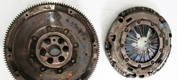 Volkswagen PASSAT B6 Pressure plate 