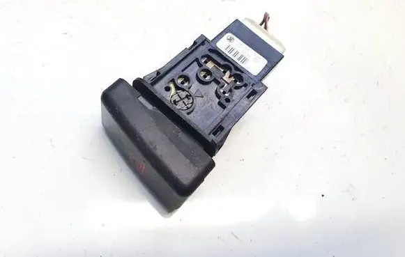 Mazda 3 I Hazard light switch bp4k664h0