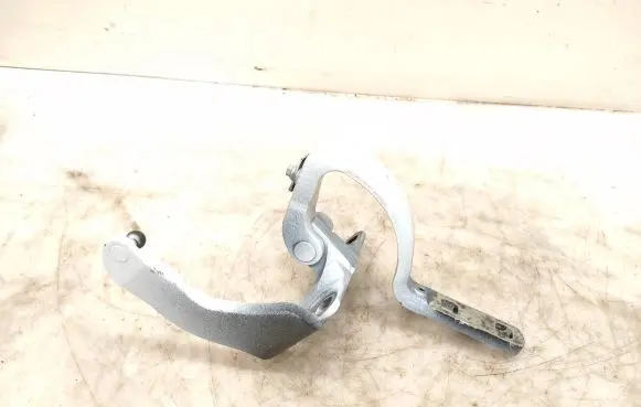 Rear door upper hinge