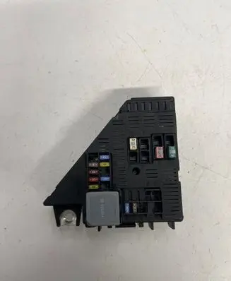 Volvo XC90 Fuse module 31473569