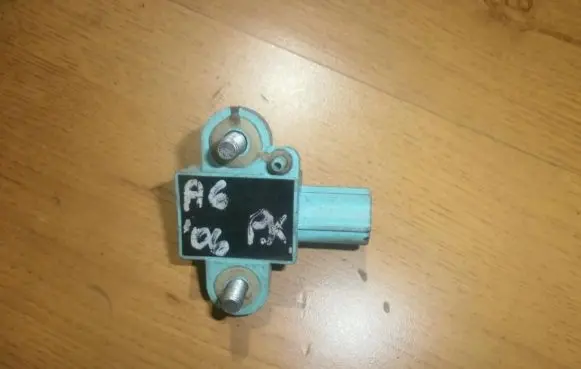 Audi A6 S6 C6 4F Airbag deployment crash/impact sensor 4F0955567