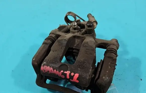 Hyundai i20 (GB IB) Rear brake caliper IMPRK1590116