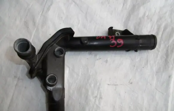 Nissan Note (E11) Engine coolant pipe/hose 210473766R