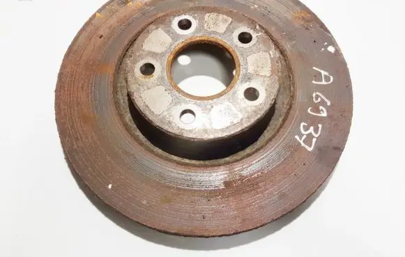 Volvo V50 Front brake disc ventiliuojamas