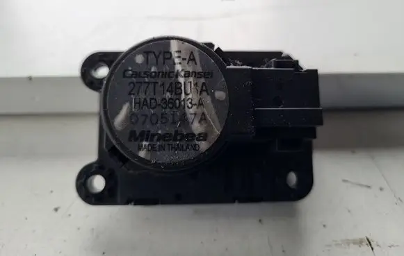Nissan Qashqai A/C air flow flap actuator/motor 