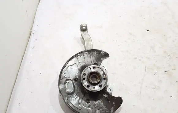 Mercedes-Benz GLE W167 Front wheel hub A1673322500