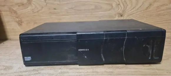 CD/DVD changer