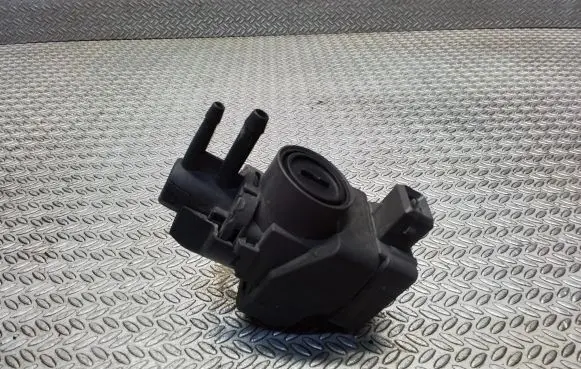 Opel Vivaro Turbo solenoid valve 149566215R