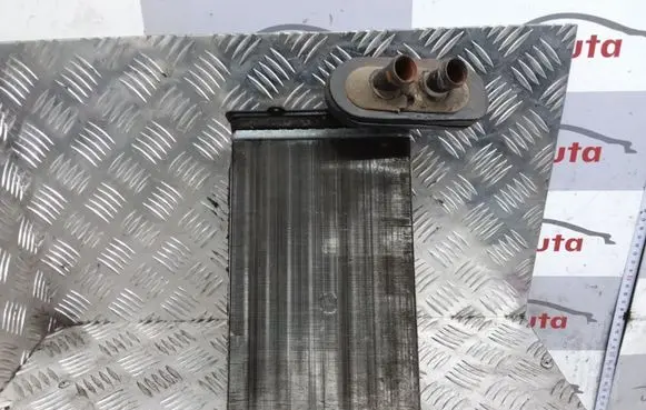 Volkswagen Golf II Heater blower radiator 191819093