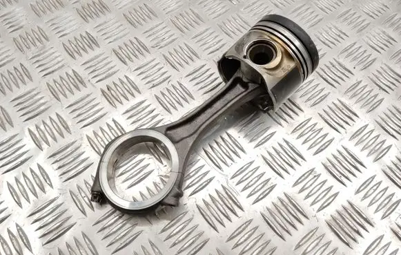 Audi A4 S4 B8 8K Piston with connecting rod 