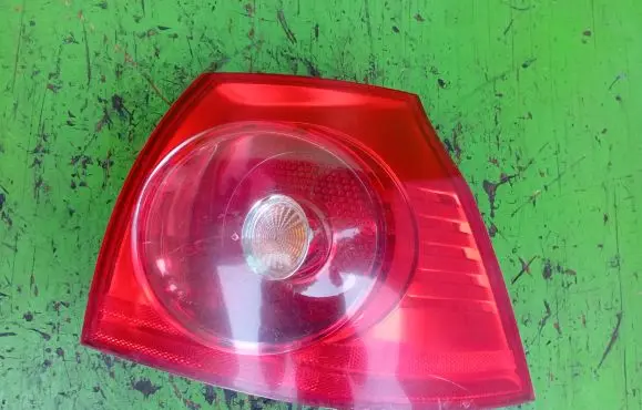 Volkswagen Golf V Rear/tail lights