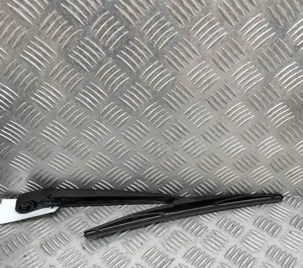 Mazda CX-5 II Rear wiper blade arm L20667421