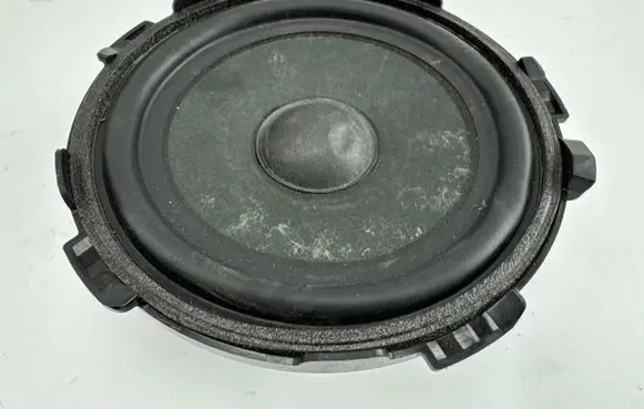 Mercedes-Benz C W205 Panel speaker A2058201002