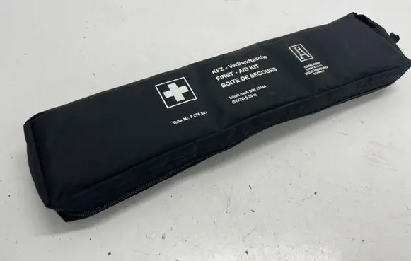 BMW 5 F10 F11 First aid kit 