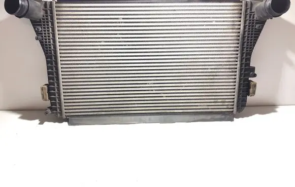 Volkswagen PASSAT B6 Intercooler radiator 3C0145805AE
