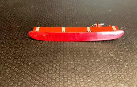 Opel Astra J Third/center stoplight 13262019