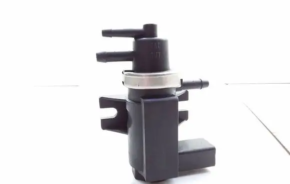 Volkswagen PASSAT B5 Turbo solenoid valve 1J0906627