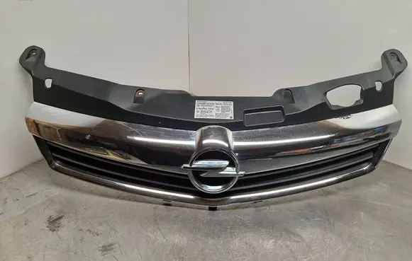 Opel Astra H Front grill 13225775 13225792 13225796