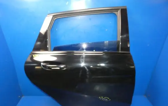 Mercedes-Benz B W246 W242 Rear door 