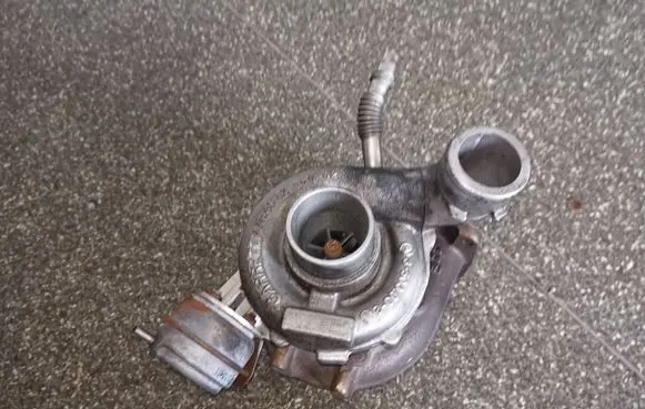 Audi A6 S6 C5 4B Turbo 059145701F