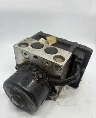 Volkswagen Golf IV ABS Pump 1J0907379G 10094903103
