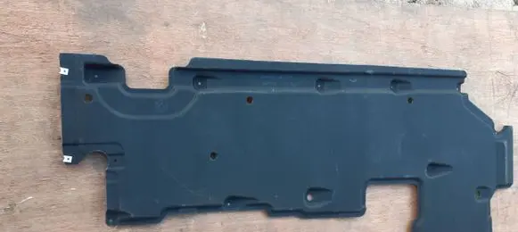 Audi A8 S8 D5 Side bottom protection 4N0825207J
